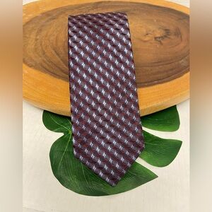 Ryan Seacrest Distinction 100% Silk Tie